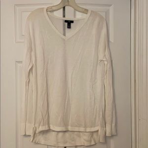 Gap white VNeck sweater Large